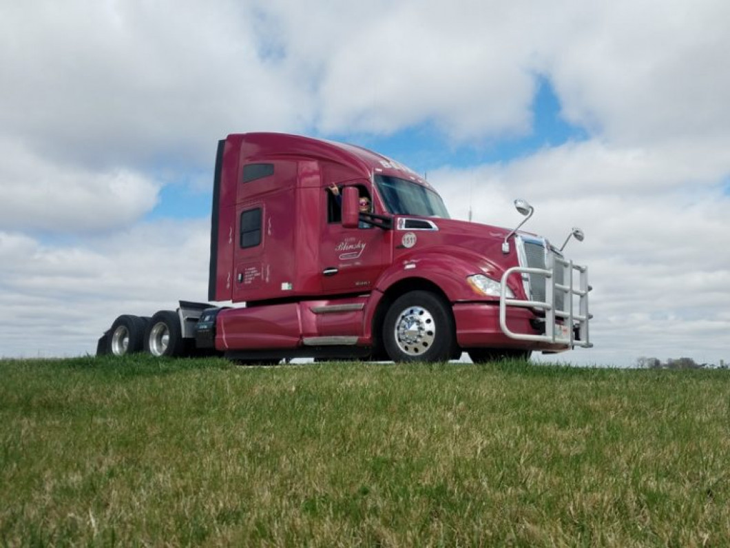 Truck Driving Job Benefits, Trucking Careers Yakima, WA Floyd Blinsky