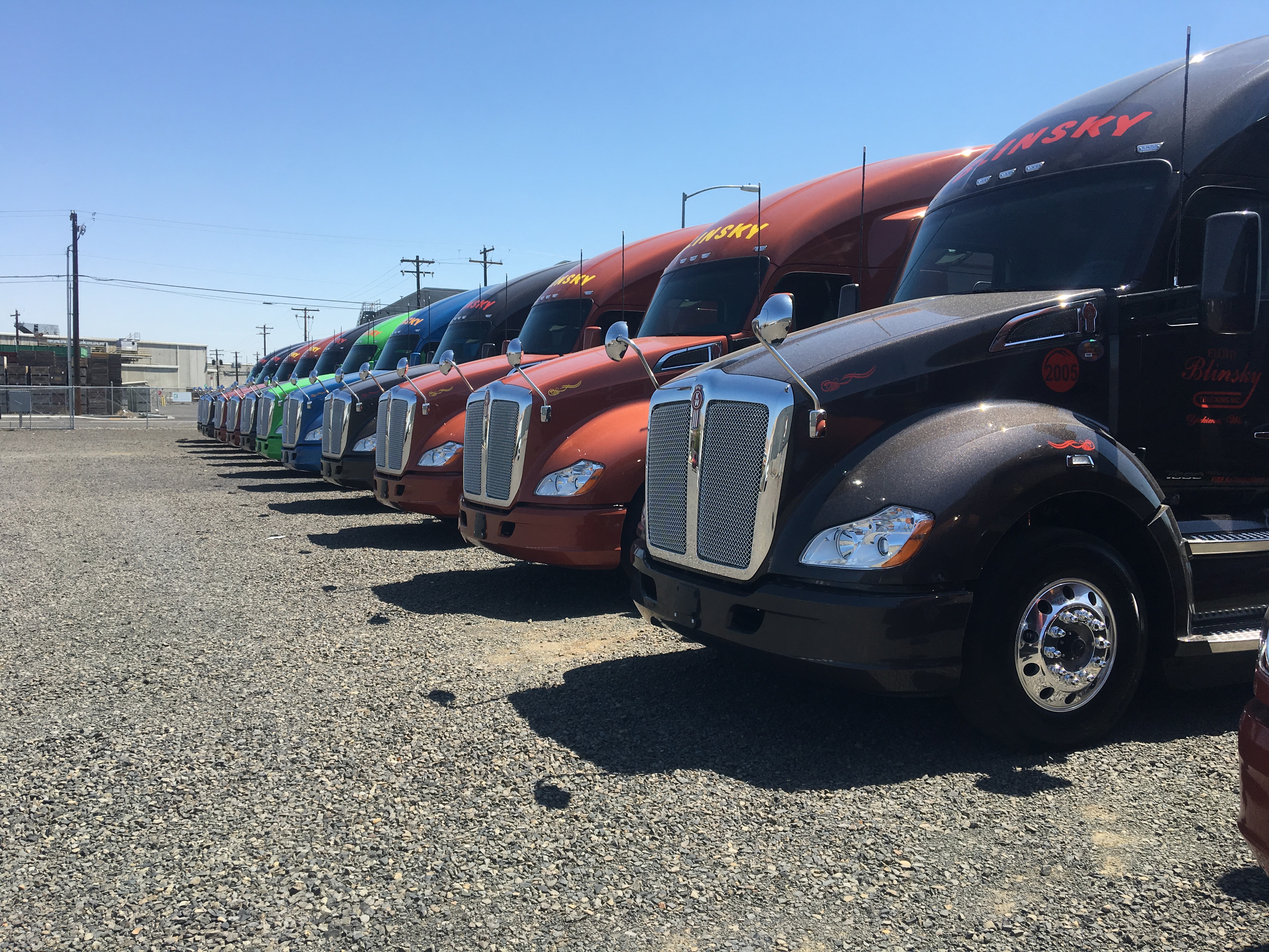 Floyd Blinsky Trucking Inc equipment